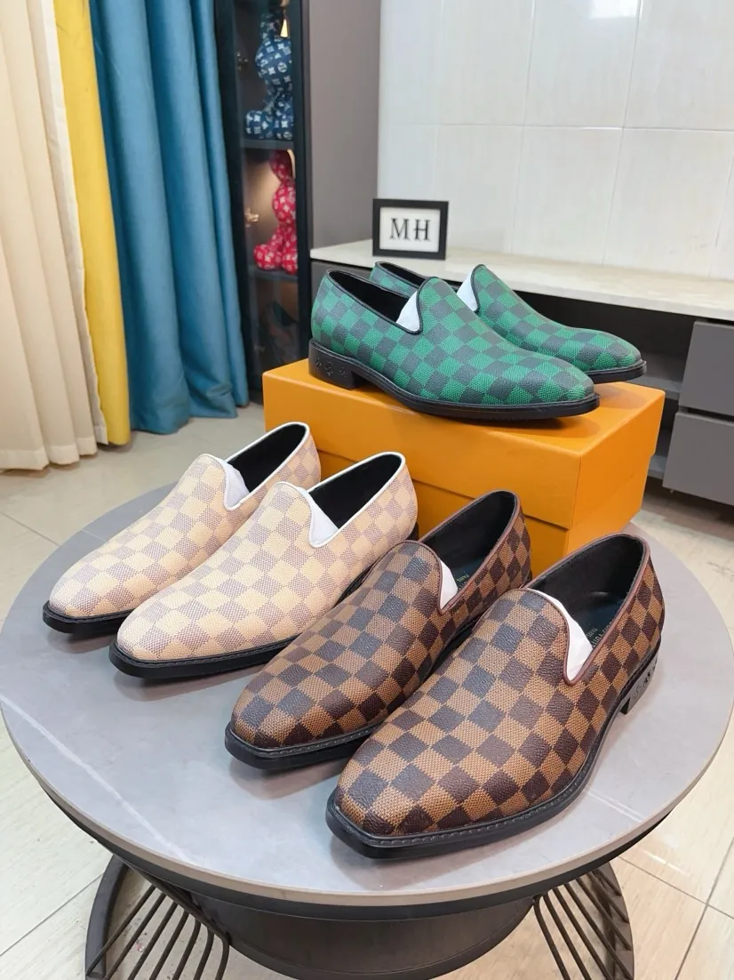 Ex-factory price 720🌹🌹High version [LV] Louis Vuitton's popular casual leather shoes🎖Fashionable and elegant🎖🎖Material: Original imported open-edge beaded cowhide, washed cowhide leather lining, original open-molded rubber outsole, high-end and classy, ​​elegant quality, instantly transforming into a handsome man ❤❤Standard\nNumber: 38-44